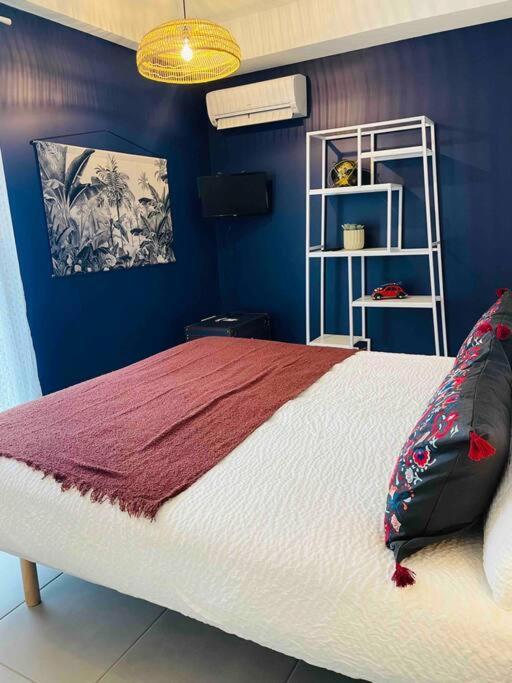 Le Spicy 2 Minutes Centre Historique Parking Apartment ซาร์ลา-ลา-กาเนดา ภายนอก รูปภาพ